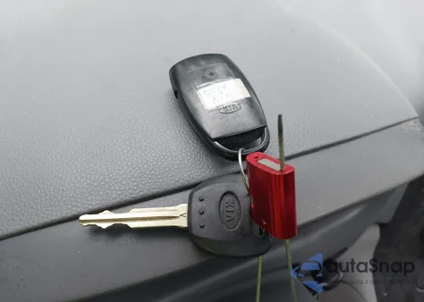 2014 Kia Sedona Lx из США, поврежденный, VIN KNDMG4C78E6577408